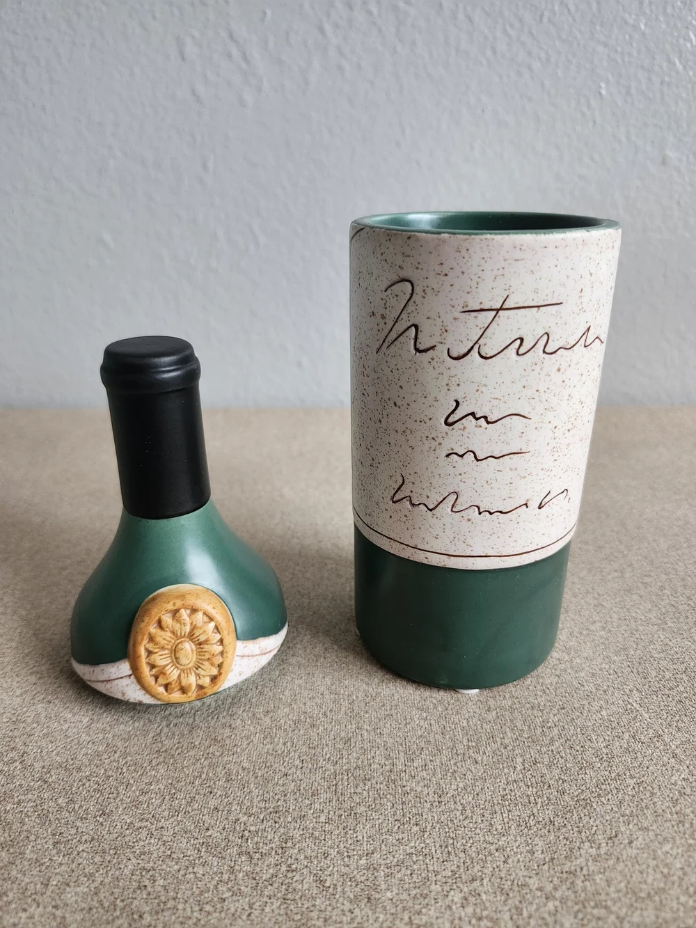 Yankee Candle Vintage Ceramic Wine Bottle Votive Tealight Holder Green 8.5